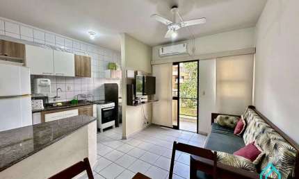 Apartamento com 1 dormitório a 200 metros da Praia Grande Ubatuba SP
