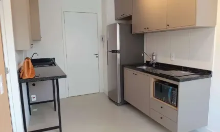 Apartamento novinho semi mobiliado com 1 dormitório na vila pompéia. oportunidade!
