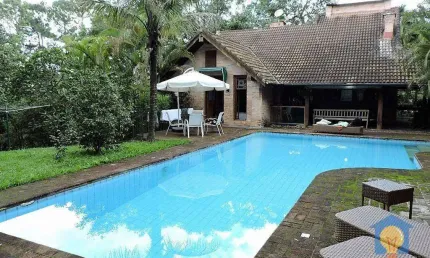 Casa com 3 dormitórios à venda, 363 m² por R$ 1.650.000,00 - Chácara Santa Lúcia dos Ypes - Carapicuíba/SP