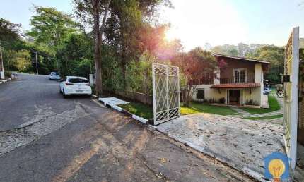 Casa com 5 dormitórios à venda, 410 m² por R$ 1.780.000,00 - Green Valley - Embu das Artes/SP