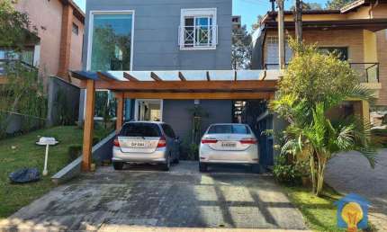 Casa com 5 Suítes à Venda - R$ 1.990.000 - Jardim das Flores - Cotia/SP