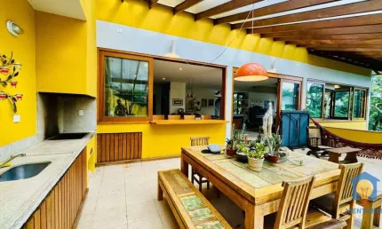 Casa com 4 dorms à Venda, 3050 m² por R$ 1.999.000 - Condomínio Iolanda - Taboão da Serra/SP