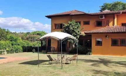 Casa com 3 Suítes à Venda, 1500,m² por R$ 1.950.000 - Algarve - Cotia/SP