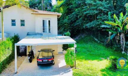 Casa com 3 dorms à Venda, 180 m² por R$ 695.000 - Parque Rincão - Cotia/SP
