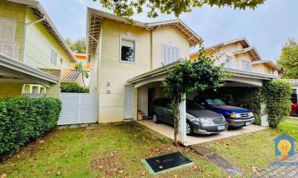 Casa com 4 dorms à Venda, 255 m² por R$ 1.430.000 - Jardim Passárgada I - Granja Vian Cotia/SP