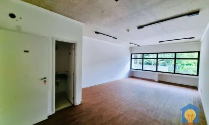 Sala para Alugar, 41 m² por R$ 2.300/mês - Granja Viana - Cotia/SP