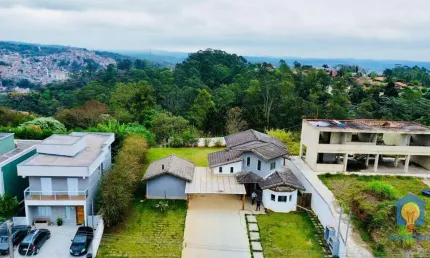 Casa com 3 Suítes à Venda, 1000 m² por R$ 1.800.000 - Granja Viana, Pitas - Cotia/SP
