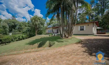 Casa térrea, PORTEIRA FECHADA  com 3 dormitórios à venda no Miolo da Granja, 418 m² por R$ 3.600.000 - Vila Santo Antônio - Cotia/SP