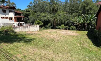 Terreno à venda, 700 m² por R$ 540.000,00 - Parque das Artes - Embu das Artes/SP