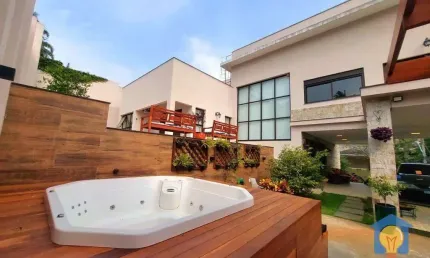 Casa à venda, 370 m² por R$ 2.900.000,00 - Parque das Artes - Embu das Artes/SP