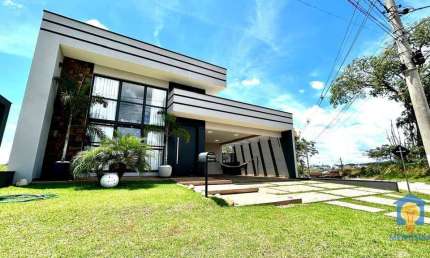 Casa com 3 dormitórios à venda, 202 m² por R$ 1.450.000,00 - Centro - Vargem Grande Paulista/SP