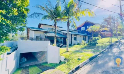 Casa com 4 dormitórios à venda, 600 m² por R$ 1.399.000,00 - Parque das Artes - Embu das Artes/SP
