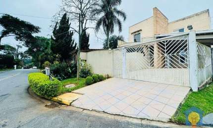 Casa com 3 dormitórios para alugar, 274 m² por R$ 7.499/mês - Jardim das Flores - Cotia/SP