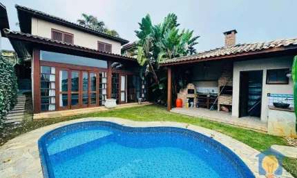 Casa com 4 dormitórios à venda, 200 m² por R$ 1.300.000,00 - Jardim das Flores - Cotia/SP