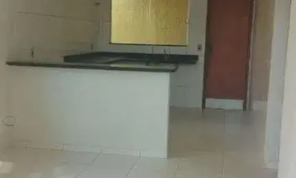 Casa com 2 quartos à venda no Jardim Copacabana, Uberaba  por R$ 250.000