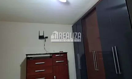Casa padrao a venda no Jardim Marajo, Uberaba: 2 dormitorios, cozinha, garagem e sala!