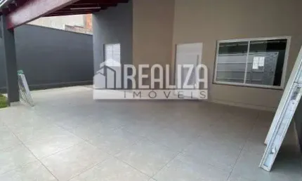 Casa padrao a venda no Parque das Laranjeiras II em Uberaba