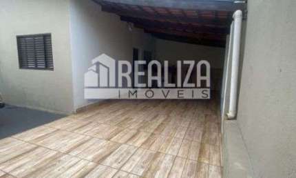 Charmosa Casa a Venda em Sao Jose, Uberaba - 3 Dormitorios e 3 Vagas de Garagem