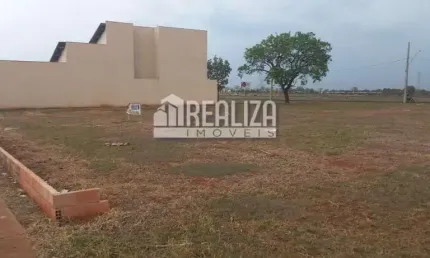Terreno a venda no bairro Parque das Laranjeiras I, em Uberaba MG !