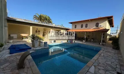 Casa a venda no bairro Santa Maria, em Uberaba MG !