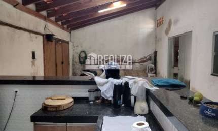 Casa a venda no Jardim Elza Amui IV, Uberaba - 3 quartos, 1 suite, garagem