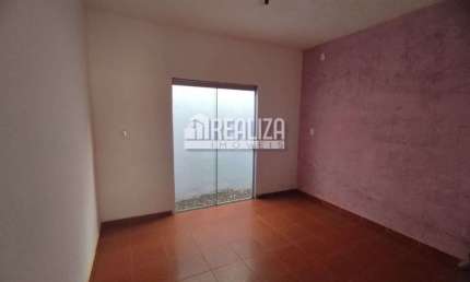 Casa  a venda no bairro Jardim Elza Amui I, Uberaba
