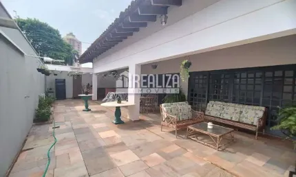 Excelente Casa a Venda no Bairro Santa Maria em Uberaba
