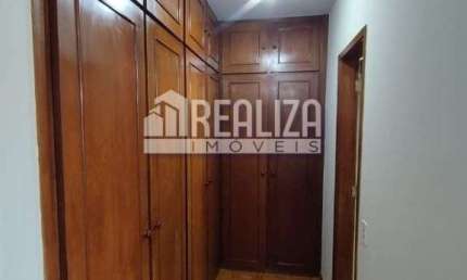 Apartamento de 4 dormitorios a venda no bairro Estados Unidos, Uberaba