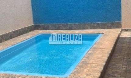 Casa a venda em Beija-Flor, Uberaba: 3 dormitorios, suite, piscina!