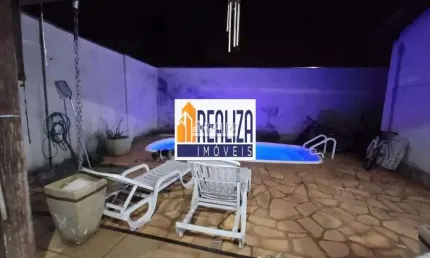 Casa a venda  com area gourmet e piscina, no bairro Merces, em Uberaba MG !