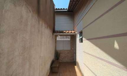 Casa a venda no Condominio Moradas, no bairro Recreio dos Bandeirantes em Uberaba, MG !