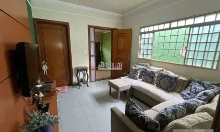 Casa a Venda no Bairro Estados Unidos em Uberaba MG !