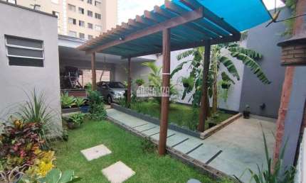 Casa a venda com 2 suites no bairro Bom Retiro, Uberaba