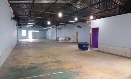 Aluguel de Galpao Comercial no  Bairro Bom Retiro, Uberaba