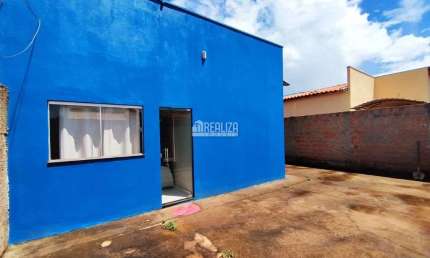 Casa com 2 quartos à venda no Jardim Maria Alice, Uberaba 