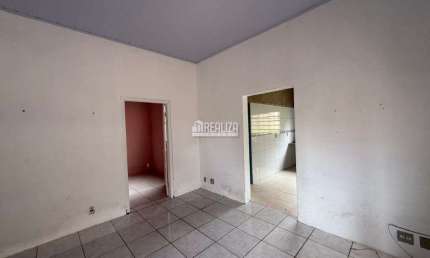 Casa com 3 quartos à venda no Fabrício, Uberaba 