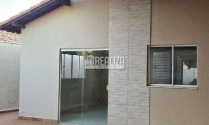 Casa com 3 quartos à venda no Beija-Flor, Uberaba 