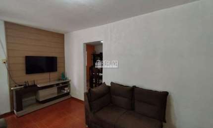 Casa com 4 quartos à venda no COHAB Boa Vista, Uberaba 