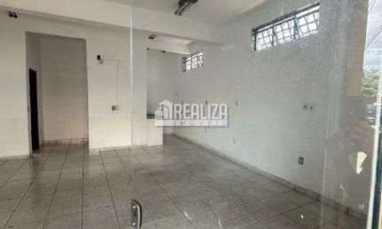 Sala comercial para alugar no bairro Nossa Senhora da Abadia, em Uberaba