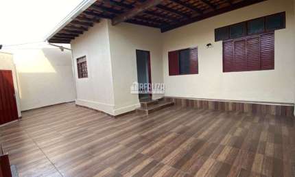 Casa a venda no bairro Conjunto Cassio Rezende em Uberaba