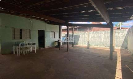 Casa a venda no Jardim Maracana, Uberaba: 2 dormitorios, 3 garagens!