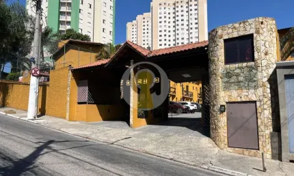 Sobrado para Venda em São Paulo, Cidade Líder, 3 dormitórios, 1 banheiro, 2 vagas