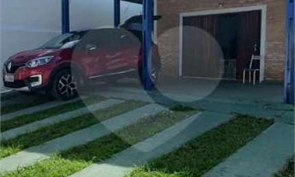 Casa com 3 quartos à venda na Rua Teotino Tibiriçá Pimenta, Centro, Caraguatatuba