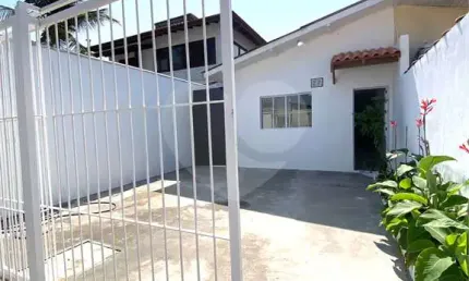 Casa com 2 quartos à venda na Rua Levy Aniceto de Souza, Ipiranga, Caraguatatuba