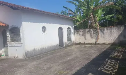 Casa térrea com 2 quartos à venda em Martim De Sá - SP