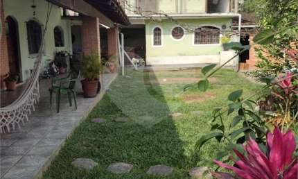 Casa térrea com 3 quartos à venda em Barra Velha - SP