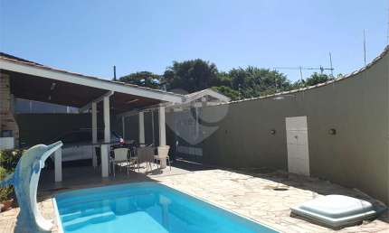 Sobrado com 3 quartos à venda em Vila Balneário Santa Martha - SP