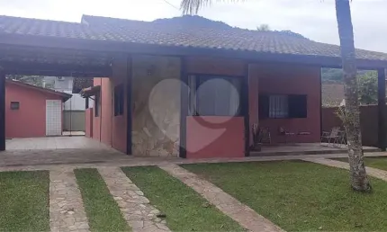 Casa térrea com 3 quartos à venda em Horto Florestal - SP
