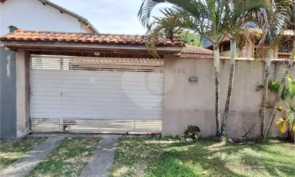 Casa térrea com 2 quartos à venda ou para locação em Balneário Forest - SP