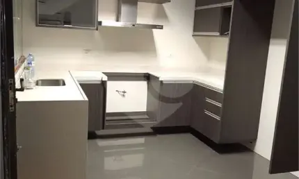 Sobrado com 3 quartos à venda em Vila Palmares - SP